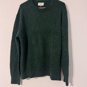 American Eagle New with tags Men's Green Sweater